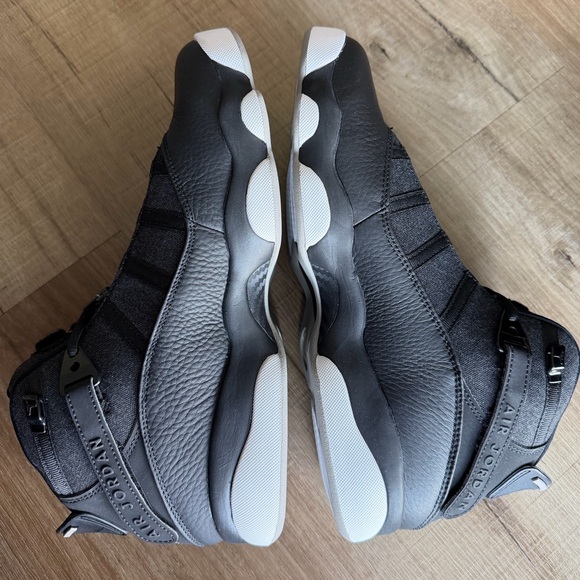 Jordan Men's Athletic Shoes Black with White Accents - Picture 3 of 6